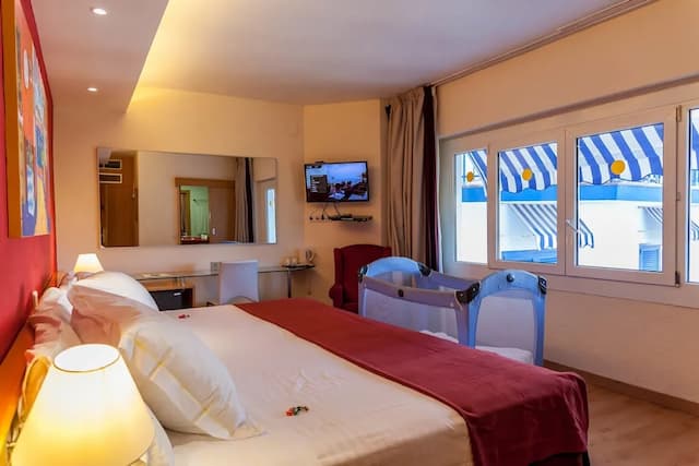 普拉特雅道爾酒店-高級雙人或雙床房-2