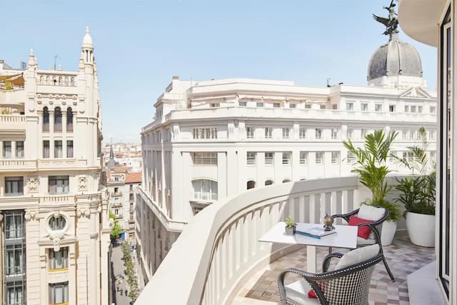 ハイアット セントリック グラン ヴィア マドリッド-スイート テラス-12