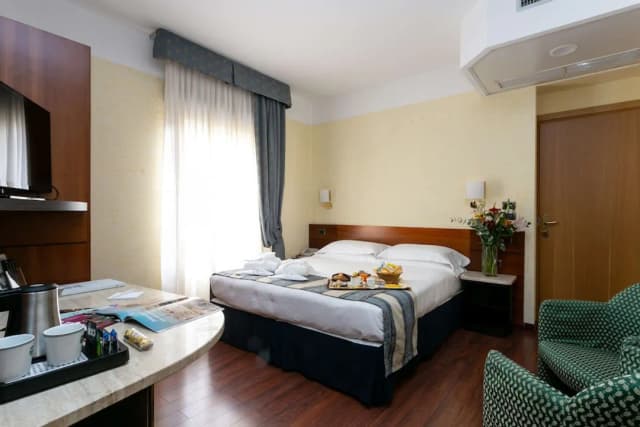 幻景飯店必住貝斯特韋斯特精選飯店-豪華客房, 1 張特大雙人床-1