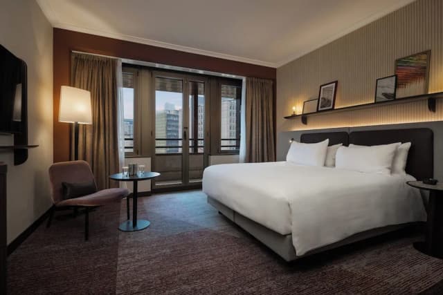 Hilton Milan-行政客房, 1 张特大床, 可进入俱乐部酒廊-1