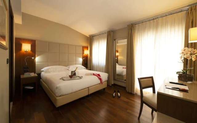 호텔 페니스 밀라노-슈피리어 더블룸-1