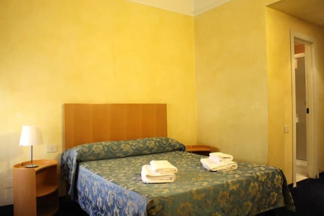 Hotel Club-Double Room-1