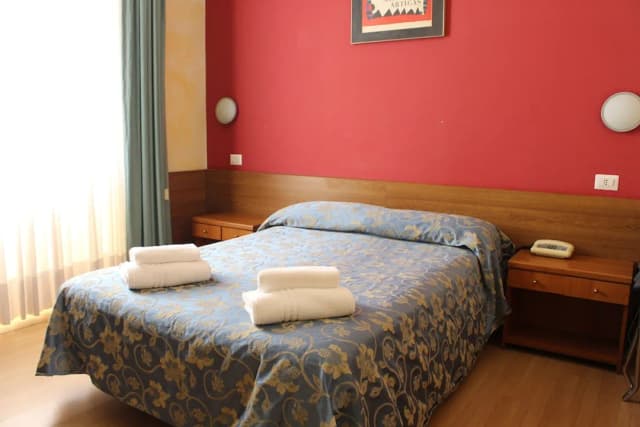 Hotel Club-Double Room-3