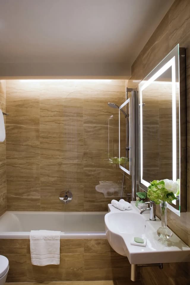 スターホテルズ テルミナス-スーペリア ダブルルーム-8