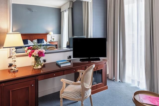 スターホテルズ テルミナス-Double Superior With Vesuvius View-3