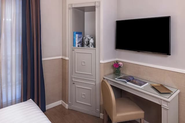 スターホテルズ テルミナス-クラシック シングルルーム-4