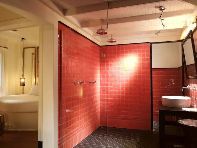 라 프랑카 트라베예르스 - 어른 전용-프리미엄 스위트-8