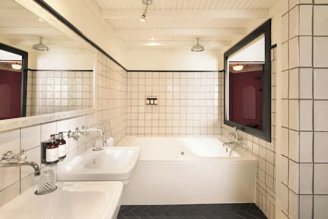 라 프랑카 트라베예르스 - 어른 전용-주니어 스위트, 온수 욕조-6