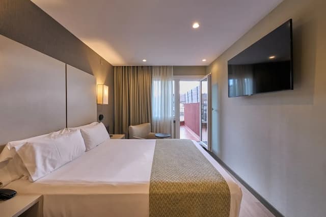 巴塞隆納加泰羅尼亞公園普泰克斯飯店-雙人或雙床房, 露台-5