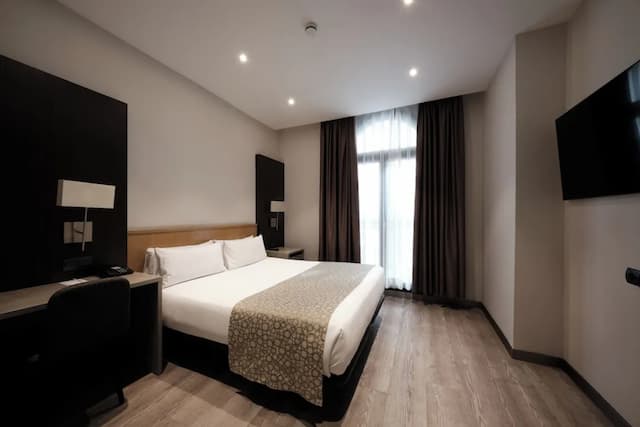 카탈로니아 사그라다 파밀리아-더블룸-1