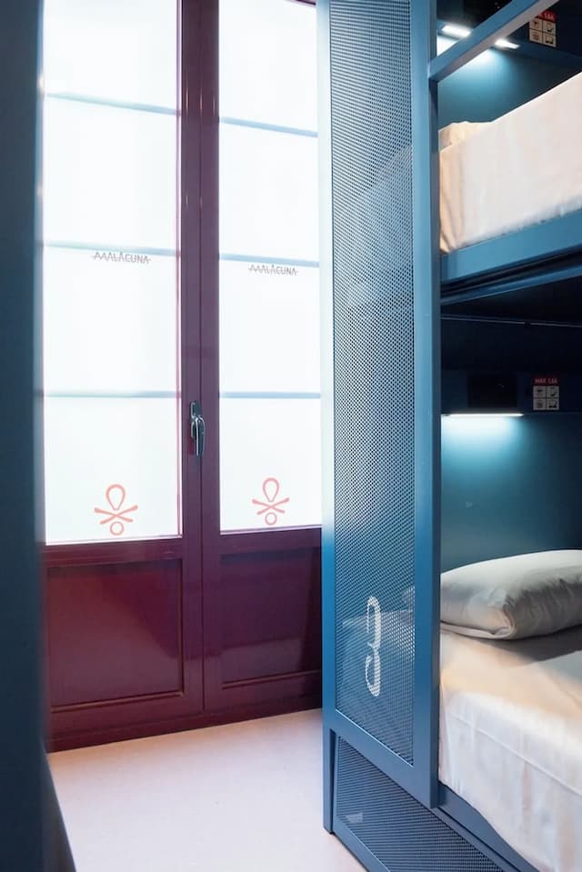 Ideal Youth Hostel-1 bed in 6-Bed Mixed Dormitory Room with private bathroom-8