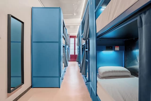 Ideal Youth Hostel-1 bed in 10-Bed Mixed Dormitory Room-1