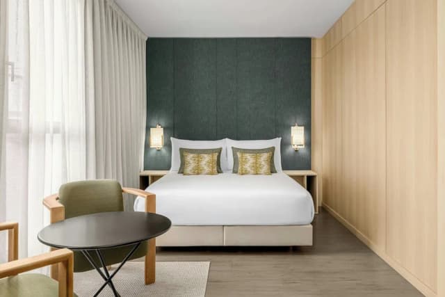 AC Hotel Sants by Marriott-Standard Room, 1 Queen Bed-4
