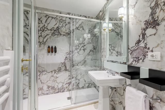 伊莎貝拉室友酒店-豪華雙人房-15