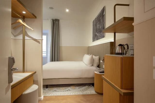 코스모폴리타 호텔 로마, 태피스트리 컬렉션 바이 힐튼-룸, 킹사이즈침대 1개-5