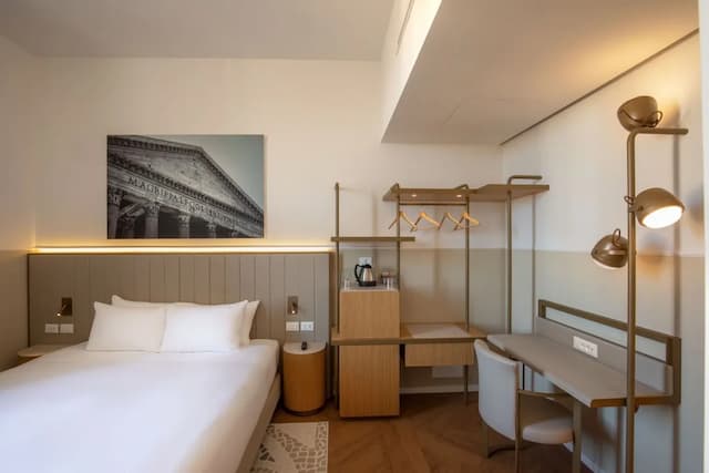 코스모폴리타 호텔 로마, 태피스트리 컬렉션 바이 힐튼-룸, 킹사이즈침대 1개-3