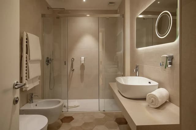 코스모폴리타 호텔 로마, 태피스트리 컬렉션 바이 힐튼-프리미엄룸, 킹사이즈침대 1개 (Vittoria)-4