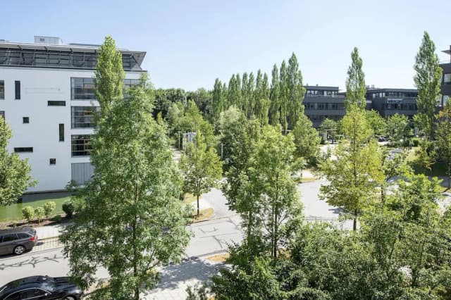 NH München Ost Conference Center-Standard Room (Extra Bed 2 adults + 1 child)-13