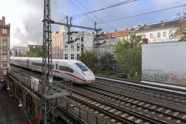 NH ベルリン クアフュルステンダム-スタンダード トリプルルーム-4