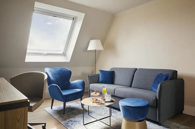 NH ベルリン クアフュルステンダム-ジュニア スイート (Extra Bed 3 Adults + 1 Child)-4