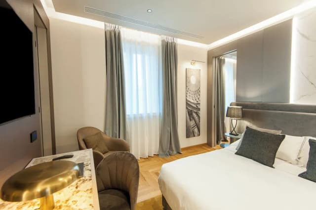 德勒納茲奧尼飯店-家庭套房-5