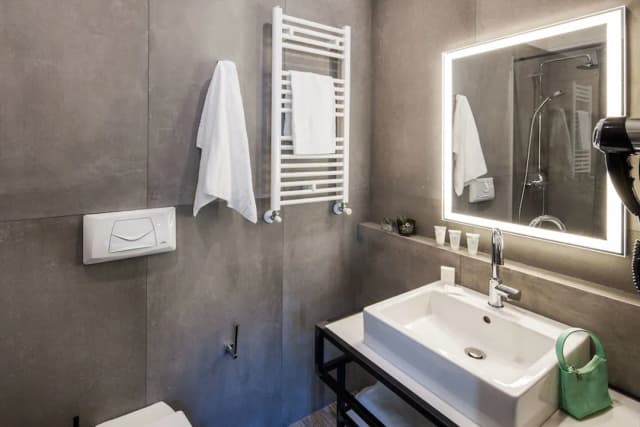 スパイス ホテル ミラノ-スタンダード ダブルルーム-4