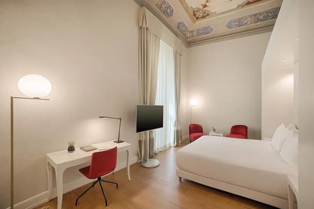 NH Collection Firenze Porta Rossa-Junior Suite-5