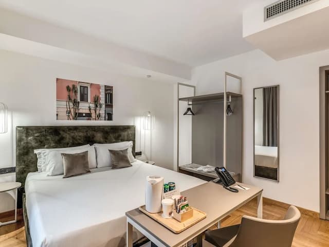 머큐어 로마 센트로 테르미니-스탠다드룸, 더블침대 1개 또는 싱글침대 2개-5