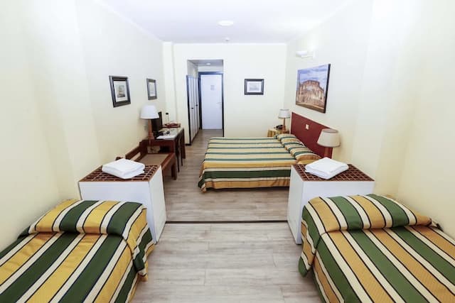 歐羅巴花園飯店-四人房-1