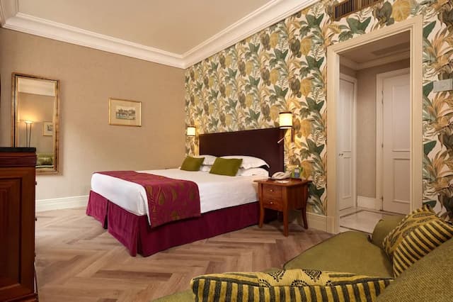 德梅爾里尼飯店-Superior King-8