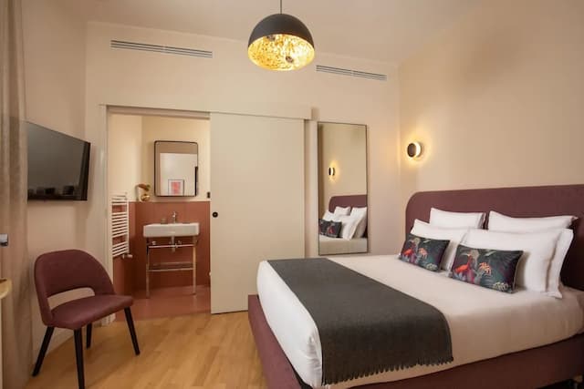 9Hotel Cesari-经典单人房-1