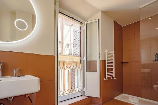 9Hotel Cesari-高级房-5