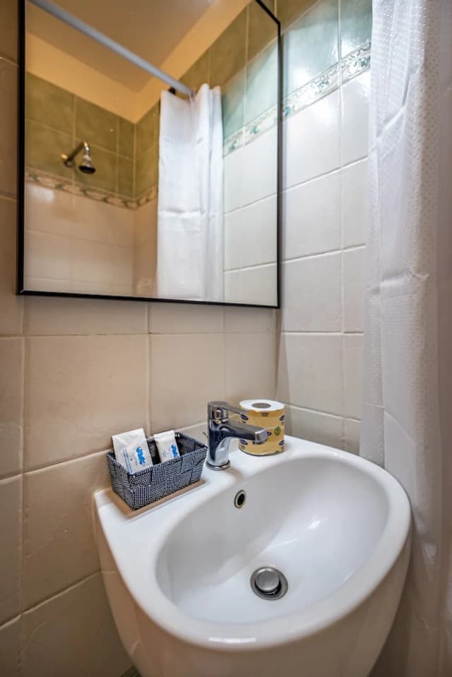 Hotel Veneto Firenze-Standard Single Room, 1 Bedroom-5