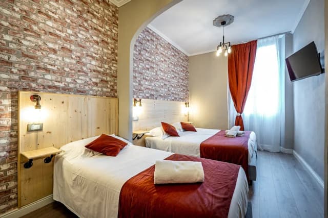 Hotel Veneto Firenze-Standard Triple Room, 1 Bedroom-3