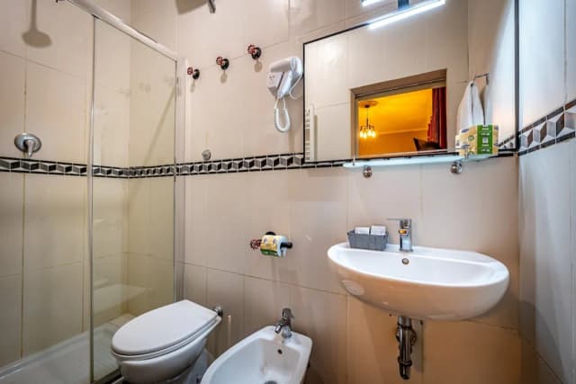 Hotel Veneto Firenze-Standard Triple Room, 1 Bedroom-15