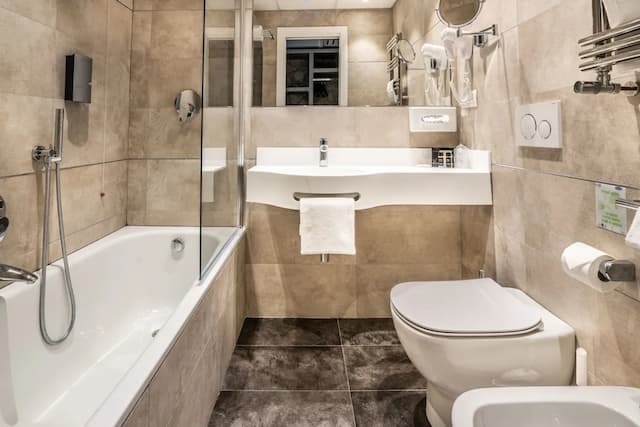 FH55 地中海大酒店-高級雙人或雙床房-4