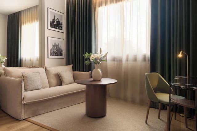 Melia Milano-The Level Room and Lounge Access-4