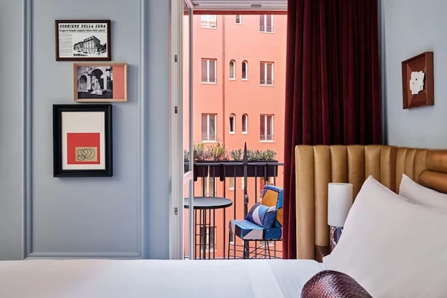 W Rome-尊贵客房, 1 张特大床, 阳台, 花园景观-1