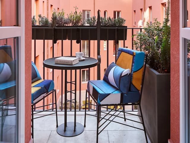 W Rome-尊贵客房, 1 张特大床, 阳台, 花园景观-9