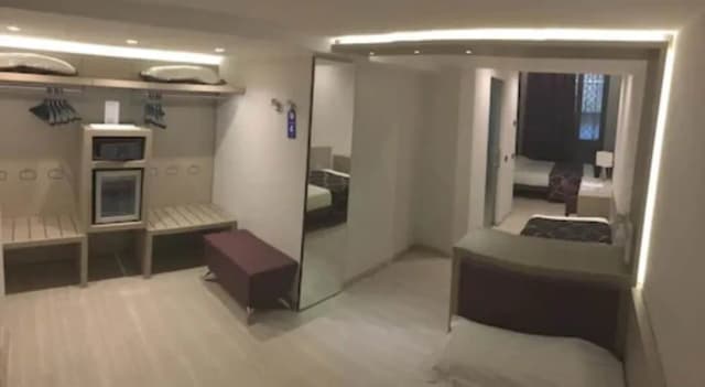 Soperga Hotel-Standard Quadruple Room-2