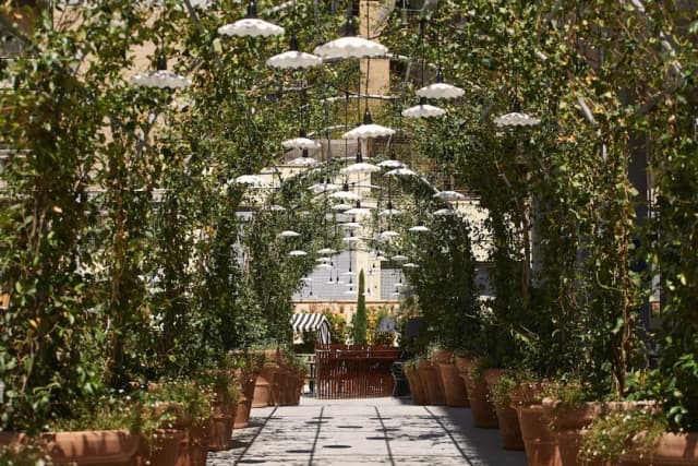 ママ シェルター ローマ-ルーム クイーンベッド 1 台 バルコニー (Large Mama)-2