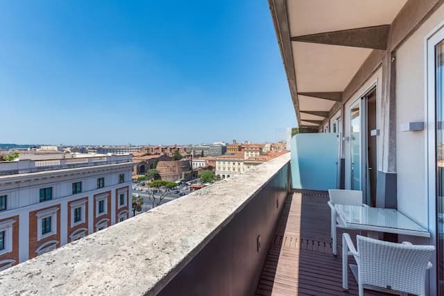 貝斯特韋斯特高級桑迪納皇家飯店-普通套房, 1 張特大雙人床, 露台, 城市景觀-8