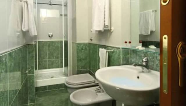 호텔 콜로세움-더블룸 또는 트윈룸-5