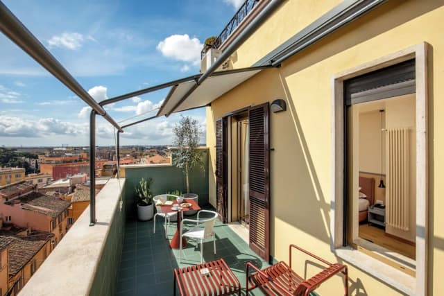 호텔 콜로세움-트리플룸-5