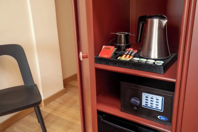 호텔 콜로세움-트리플룸-7