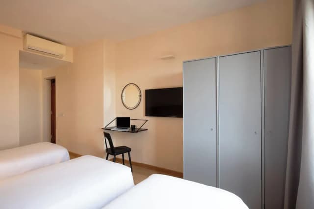 호텔 콜로세움-트리플룸-4