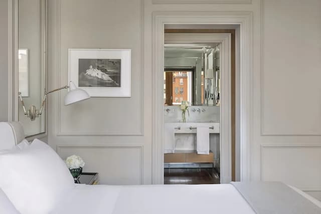 Portrait Firenze - Lungarno Collection-Deluxe Studio, River View-2