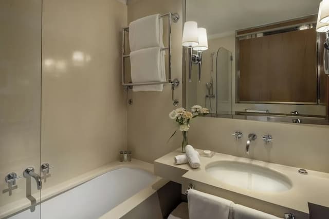 Portrait Firenze - Lungarno Collection-Suite, River View (Portrait)-2