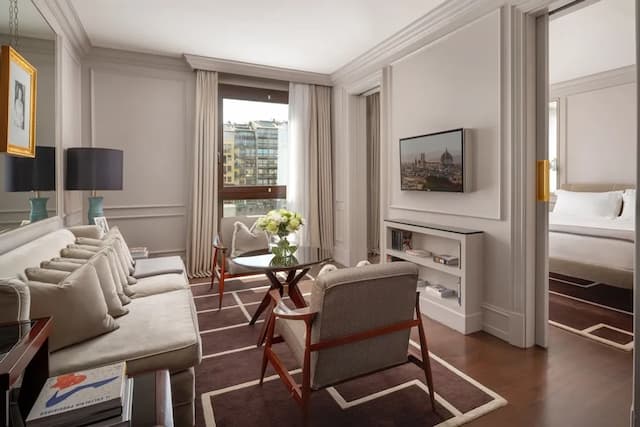 Portrait Firenze - Lungarno Collection-Superior Suite, River View-2
