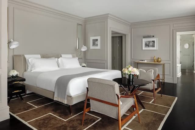 Portrait Firenze - Lungarno Collection-Suite (Timeless)-5